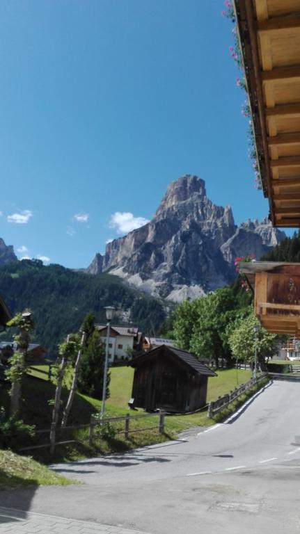 Pensione Valbona コルヴァーラ・イン・バディーア エクステリア 写真