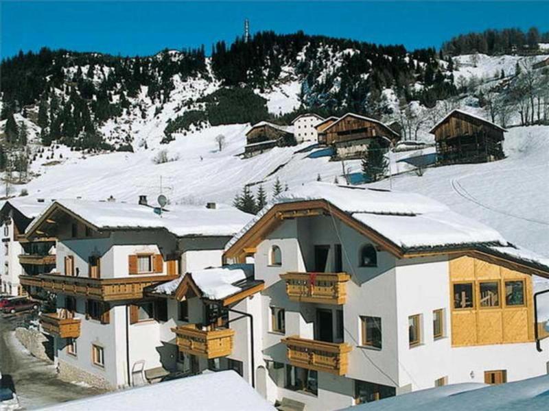 Pensione Valbona コルヴァーラ・イン・バディーア エクステリア 写真